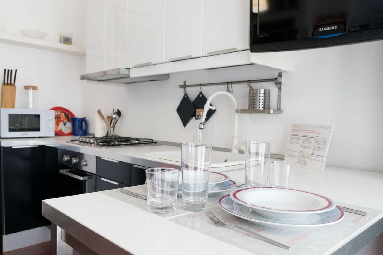 Italianway - Carrara 5 Apartment Milan Bagian luar foto