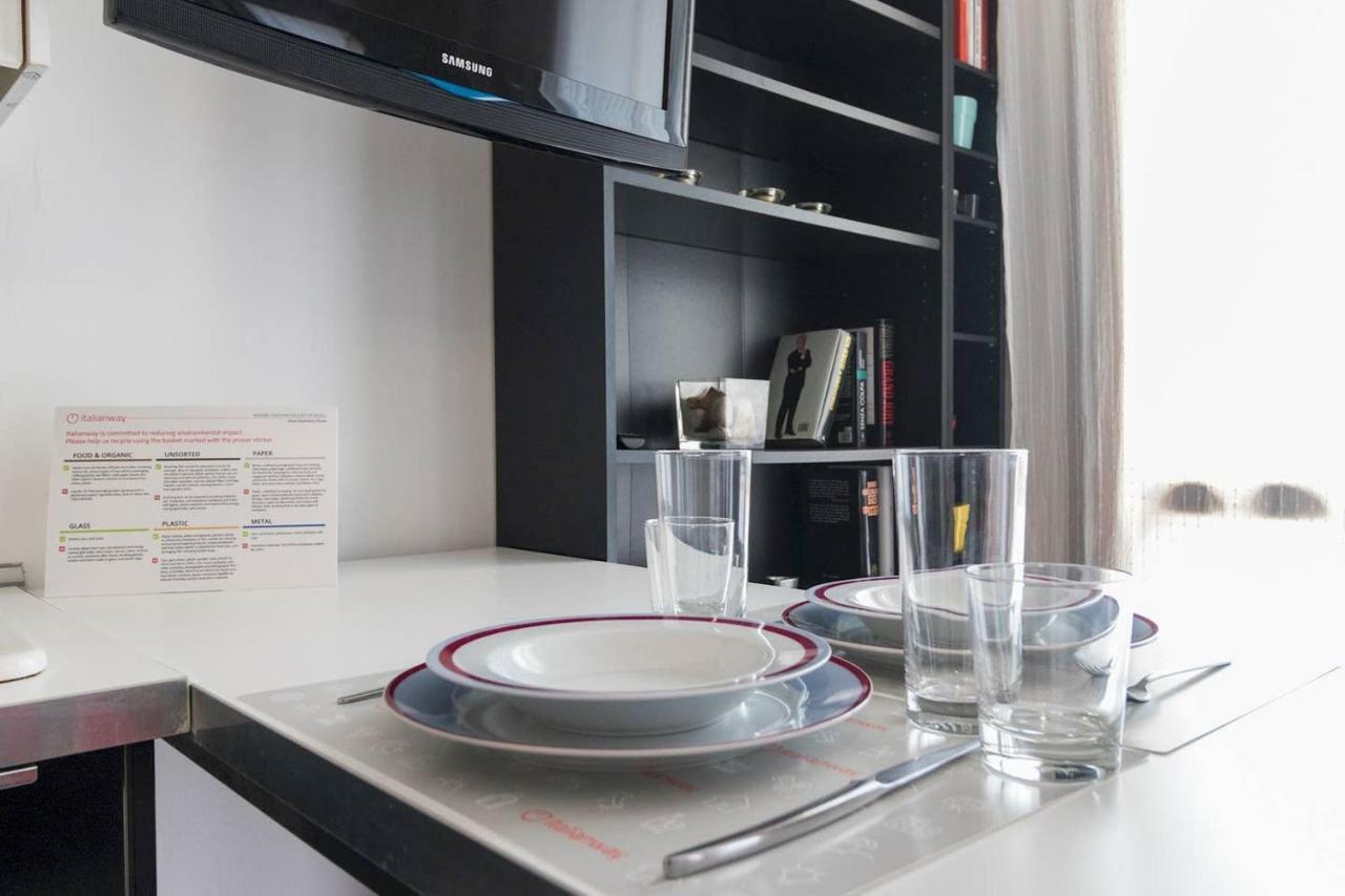 Italianway - Carrara 5 Apartment Milan Bagian luar foto