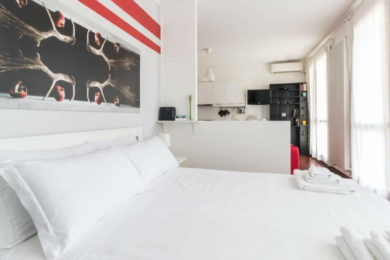 Italianway - Carrara 5 Apartment Milan Bagian luar foto
